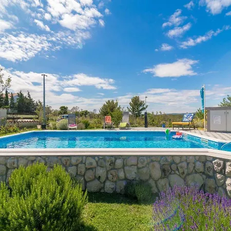 Spacious In Podgradina With Pool * Posedarje